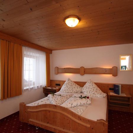 Gaesteheim Anni Winkler Hintertux Ngoại thất bức ảnh
